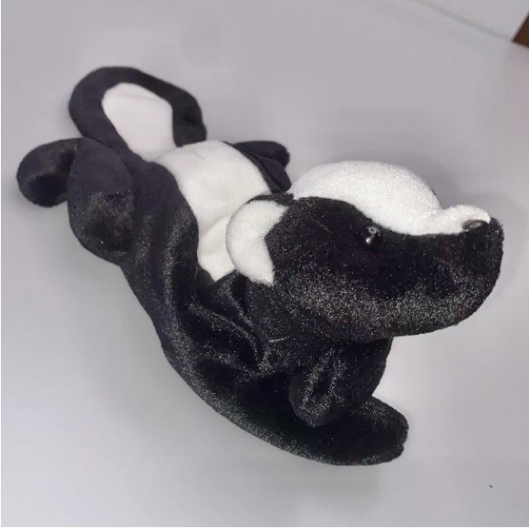 STINKY the Skunk, TY Beanie Babies, Hangtag attached, 1995, Retired, Vintage - Picture 2 of 6